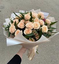 Букет Кремовые розы Латте в Москве