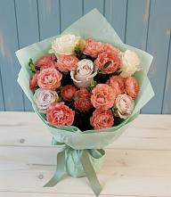 Букет цветов из:  Розы в Москве