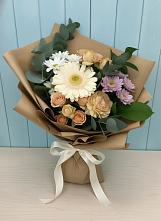 Букет цветов из:  Герберы и Хризантемы в Москве