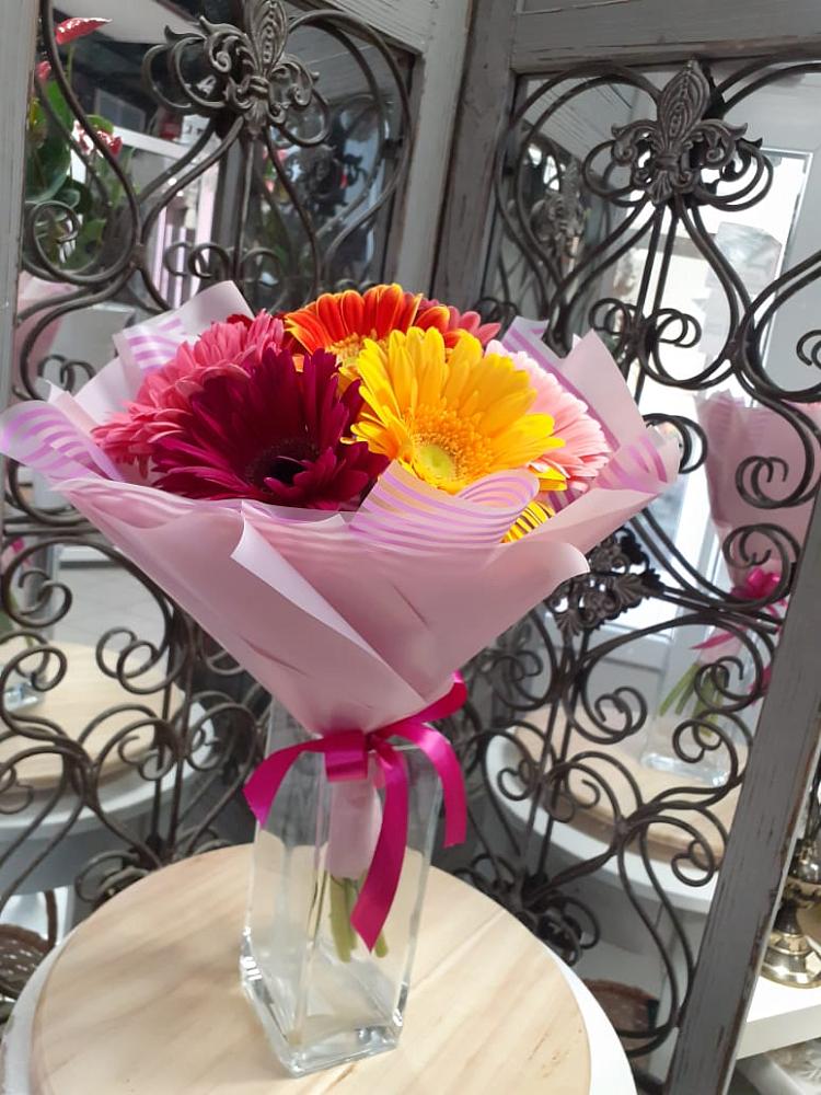 Букет радуга в Москве Букет цветов из: Герберы в Москве