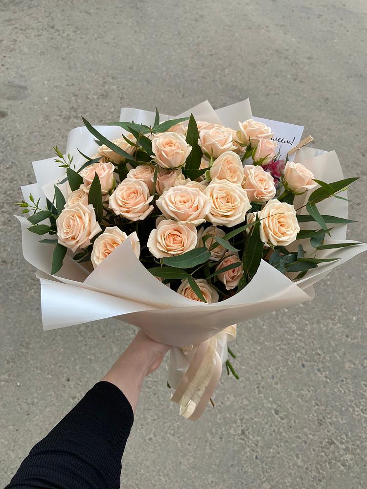 Кремовые розы Латте в Москве Букет Кремовые розы Латте в Москве