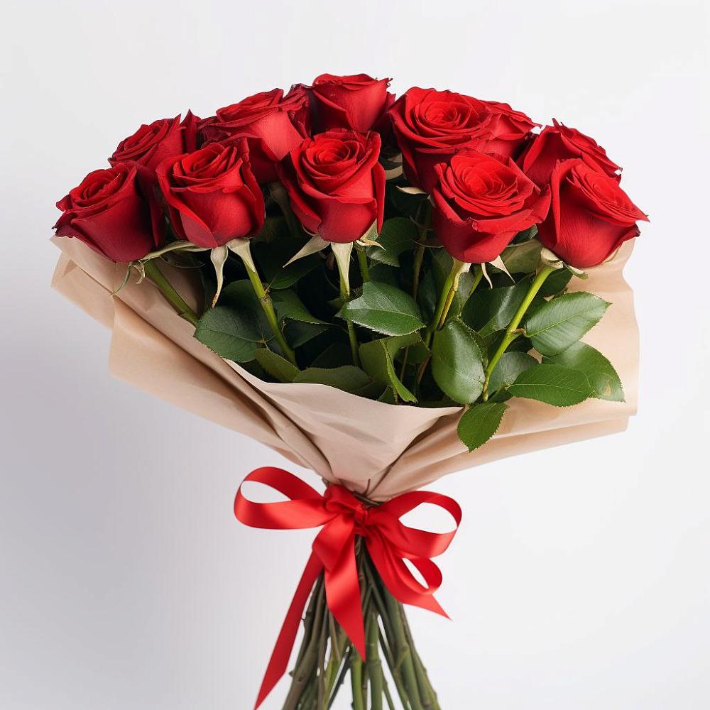 Букет 11 Красных роз Эдлесс Лав в Москве